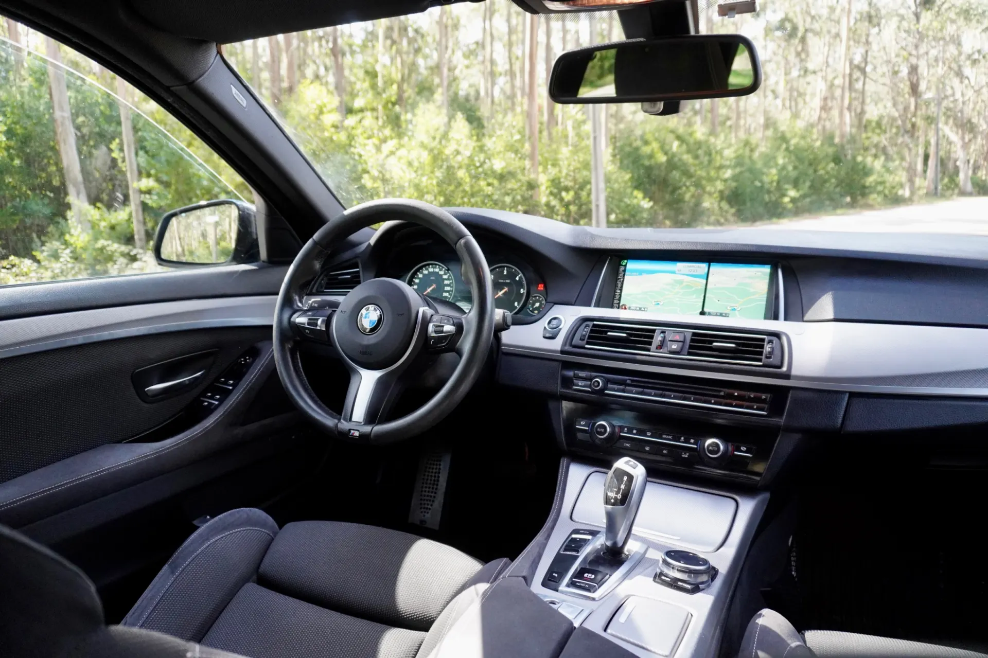 BMW 525 d Pack M Auto 11