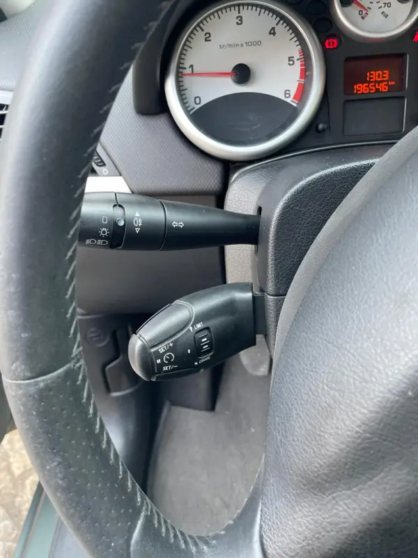 Peugeot 207 1.4 HDi Active 10