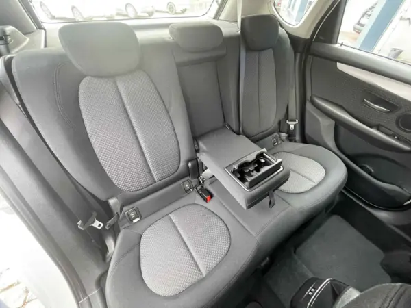 BMW 216 Gran Tourer d 32