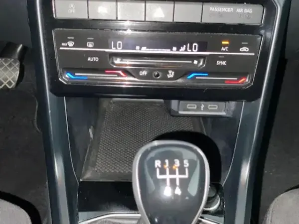 Volkswagen T-Cross 1.0 TSI Life 10