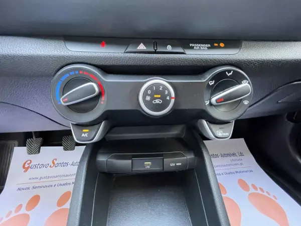Kia Stonic 1.2 Dynamic 14