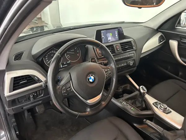 BMW 116 d EfficientDynamics 7