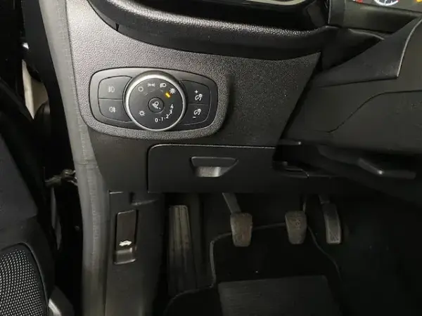 Ford Fiesta 1.1 Ti-VCT Titanium 11
