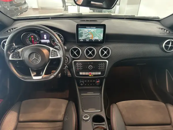Mercedes-Benz A 180 d 7G-DCT AMG Line 5