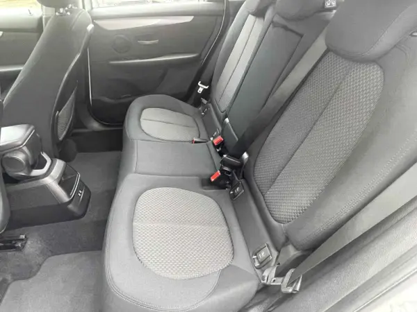 BMW 216 Gran Tourer d 33