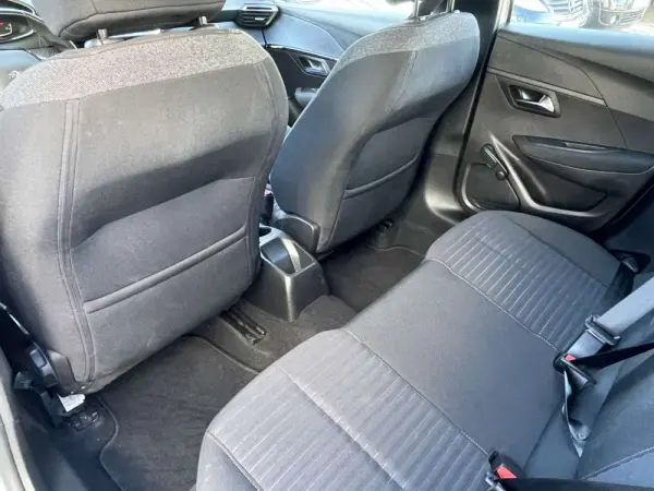 Peugeot 208 1.2 PureTech Active Pack 28