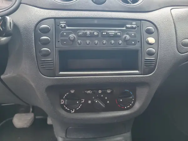 Citroën C2 1.4 VTR Sensodrive 11