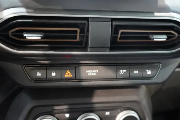 Dacia Jogger 1.0 ECO-G Extreme 7L Bi-Fuel 12