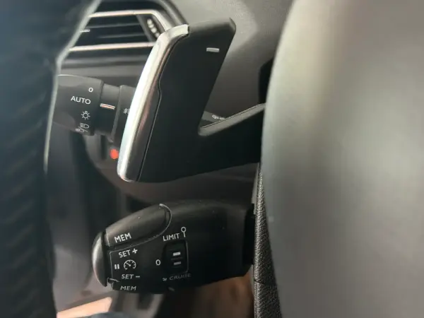 Peugeot 308 SW 1.5 BlueHDi Allure Pack EAT8 9