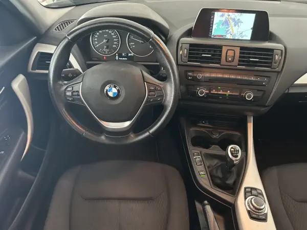 BMW 116 d EfficientDynamics 6