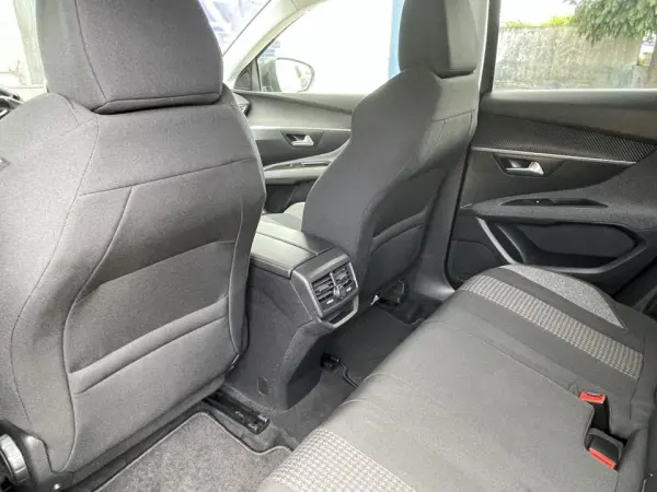 Peugeot 3008 1.5 BlueHDi Active Pack 24