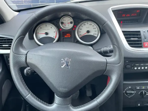 Peugeot 207 1.4 HDi Active 8