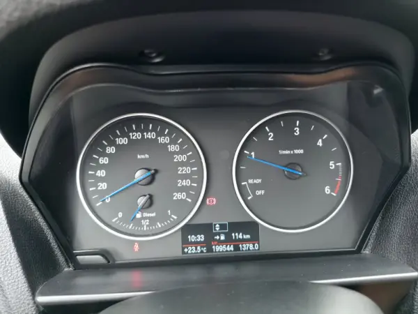 BMW 116 d EfficientDynamics 9