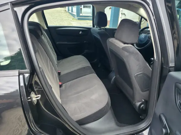 Citroën C4 1.4 16V SX 15