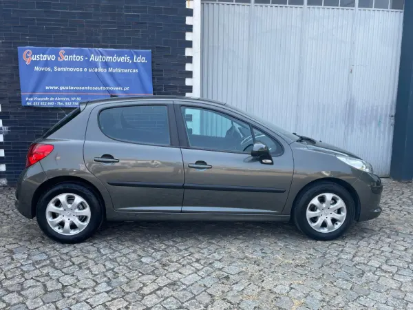 Peugeot 207 1.4 HDi Active 5