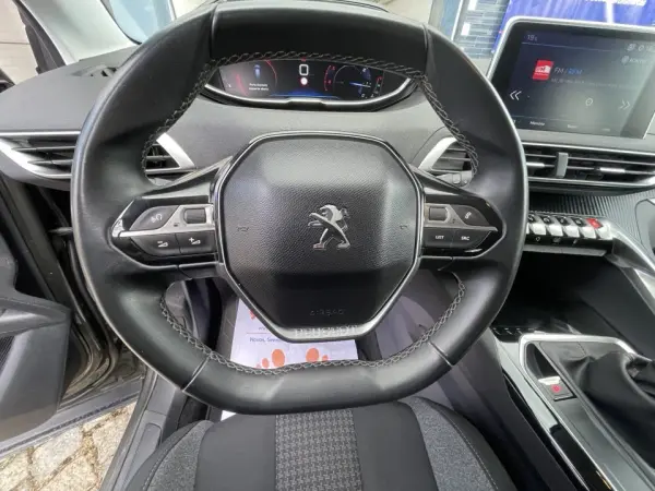 Peugeot 3008 1.5 BlueHDi Active Pack 8