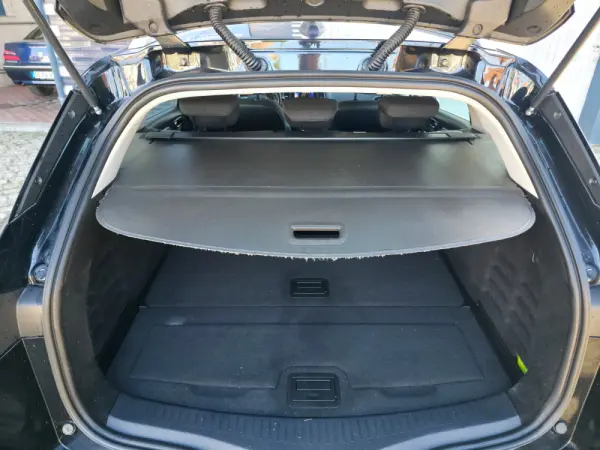 Renault Mégane Sport Tourer 1.5 Blue dCi Limited EDC 28