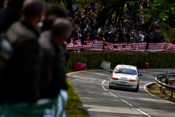 Fiat Punto Sport 16V 10