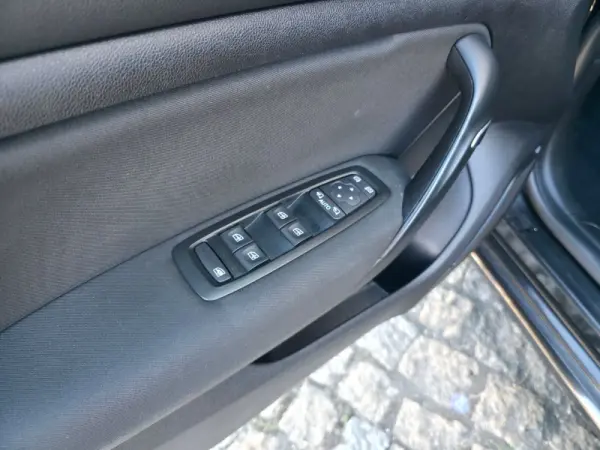 Renault Mégane Sport Tourer 1.5 Blue dCi Limited EDC 27
