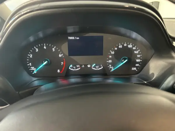 Ford Puma 1.0 EcoBoost MHEV Titanium Design 9