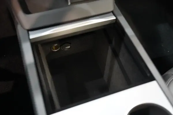 Tesla Model 3 Tração Traseira 22