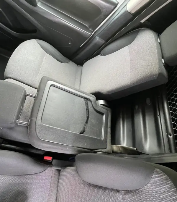 Peugeot Partner 1.6 BlueHDi Confort 10