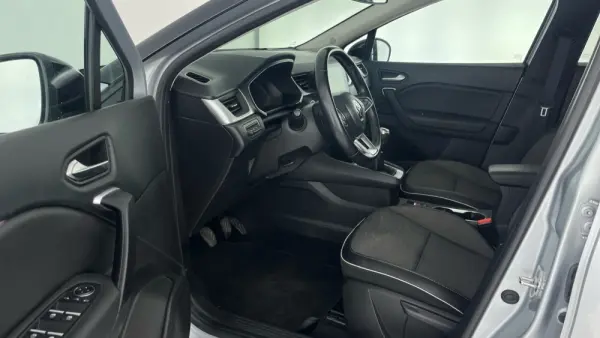 Renault Captur 1.0 TCe Intens 8
