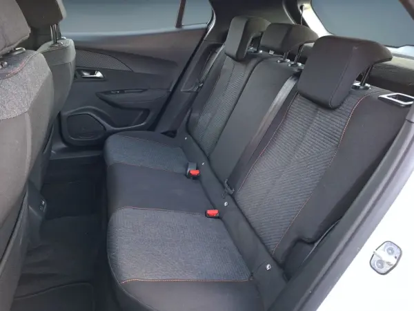 Peugeot 2008 Style 9