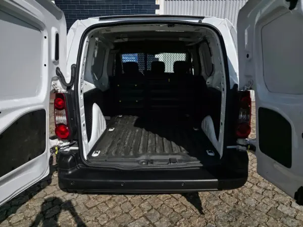 Peugeot Partner 1.6 BlueHDi Confort 16