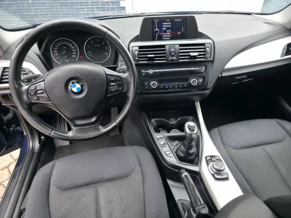 BMW 116 d EfficientDynamics 7