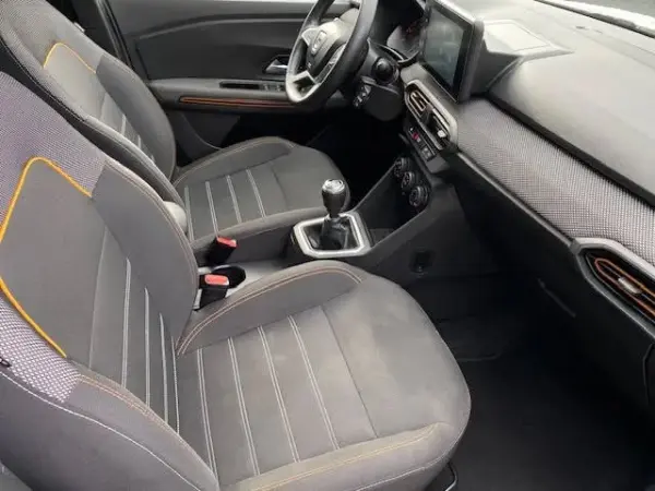 Dacia Sandero 1.0 TCe Expression 4