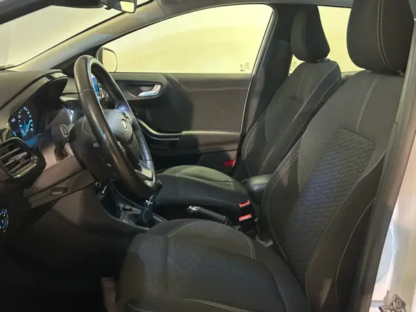 Ford Puma 1.0 EcoBoost MHEV Titanium Design 6