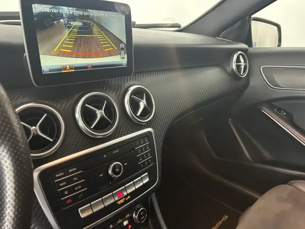 Mercedes-Benz A 180 d 7G-DCT AMG Line 9