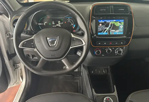 Dacia Spring Comfort Plus 6