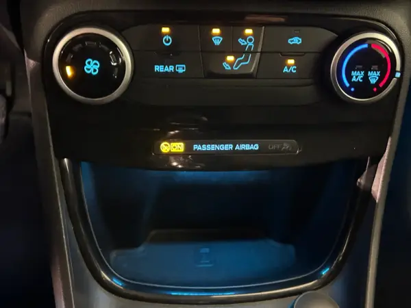 Ford Puma 1.0 EcoBoost MHEV Titanium Design 17