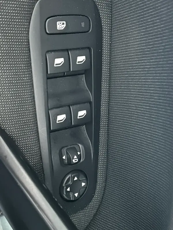 Peugeot 308 SW 1.5 BlueHDi Allure Pack EAT8 19