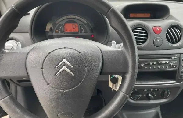 Citroën C2 1.4 VTR Sensodrive 7
