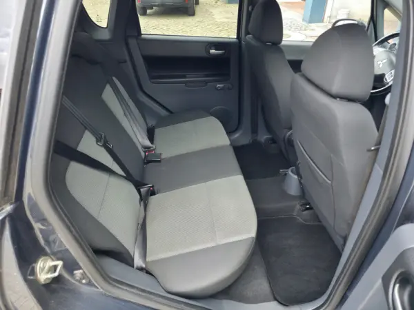 Mitsubishi Colt 1.3 Invite CA 16