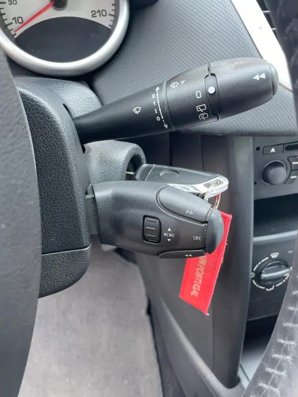 Peugeot 207 1.4 HDi Active 11