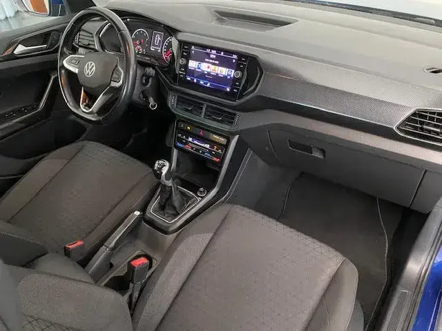 Volkswagen T-Cross 1.0 TSI Life 13