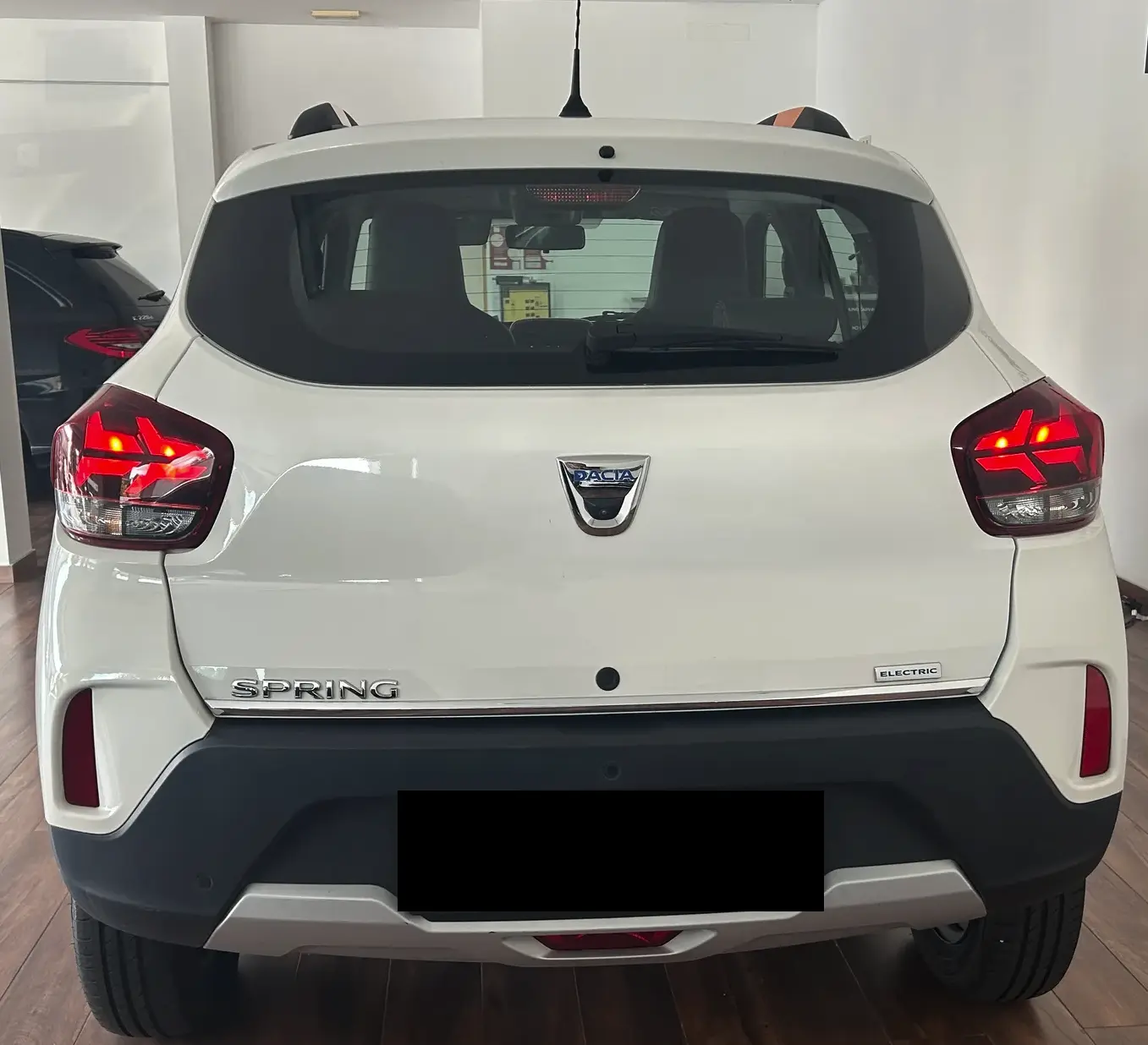 Dacia Spring Comfort Plus 4