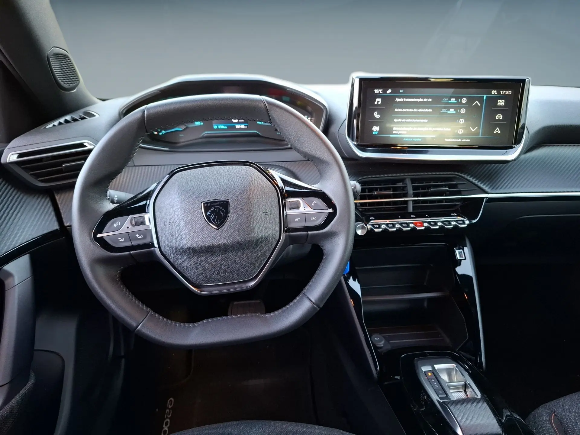 Peugeot 2008 Style 6