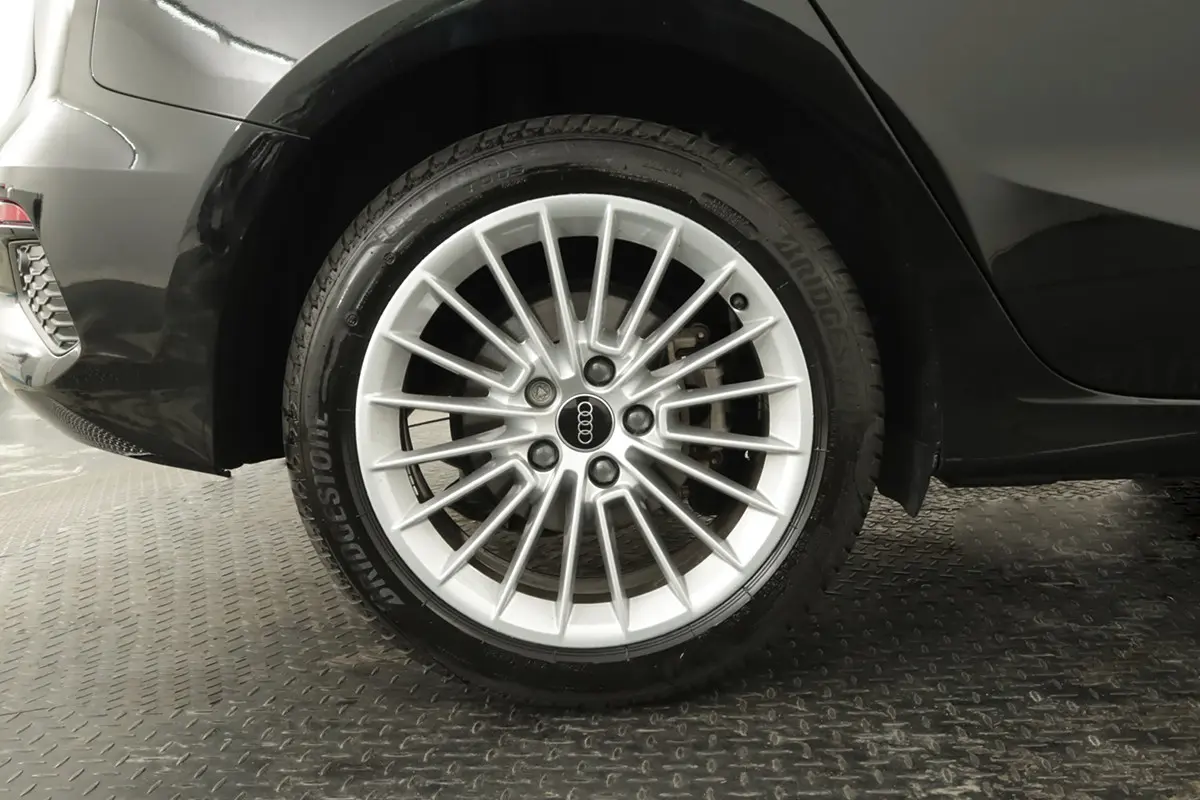 Audi A3 Sportback 40 TFSIe Advanced 5