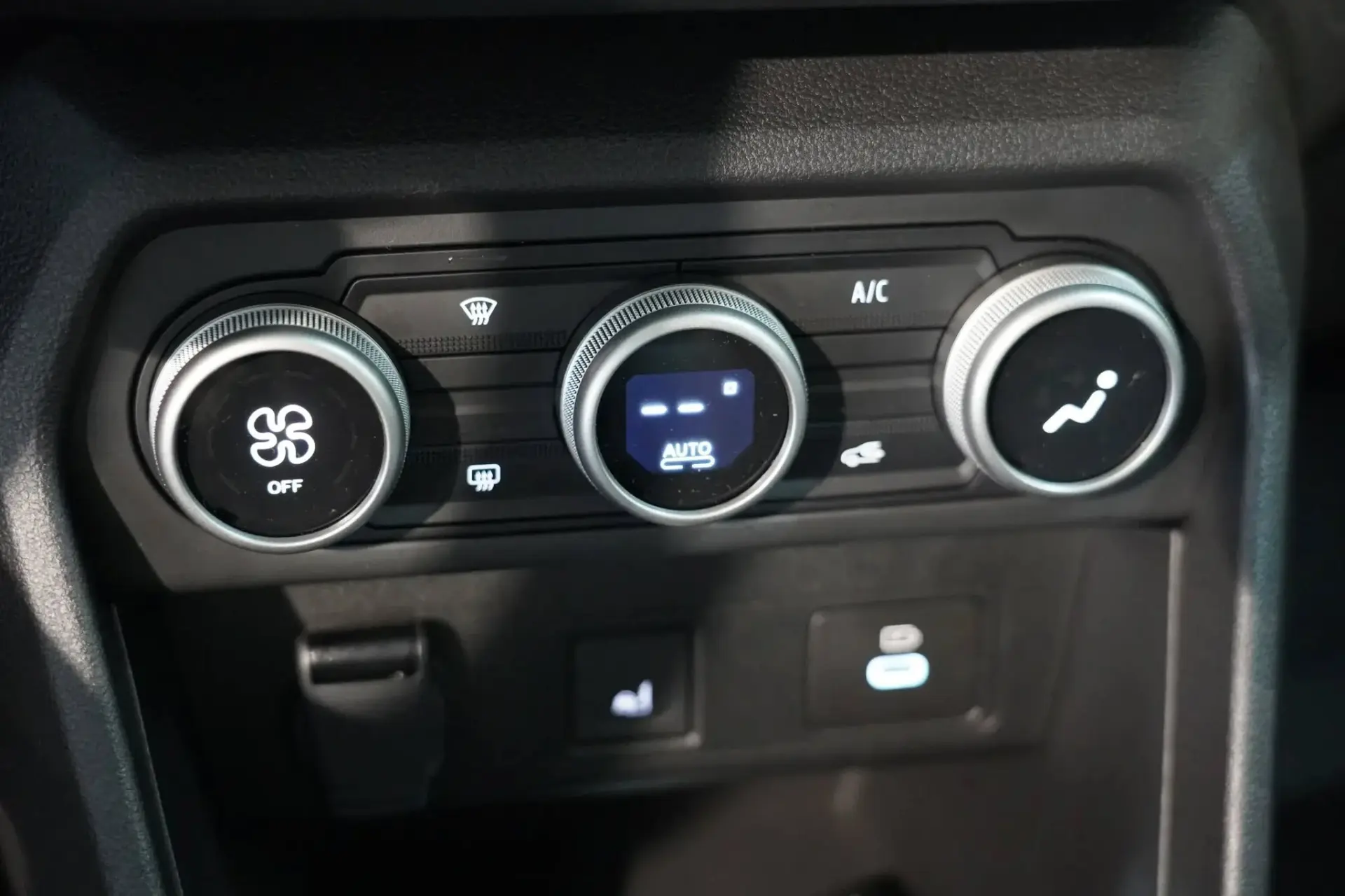 Dacia Jogger 1.0 ECO-G Extreme 7L Bi-Fuel 9