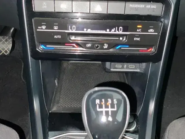 Volkswagen T-Cross 1.0 TSI Life 10