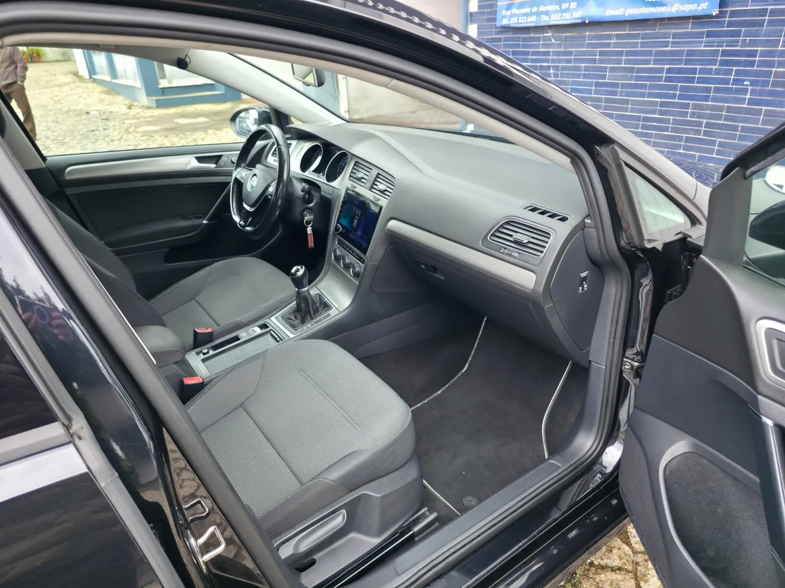 Volkswagen Golf 1.6 TDi BlueMotion Confortline 9