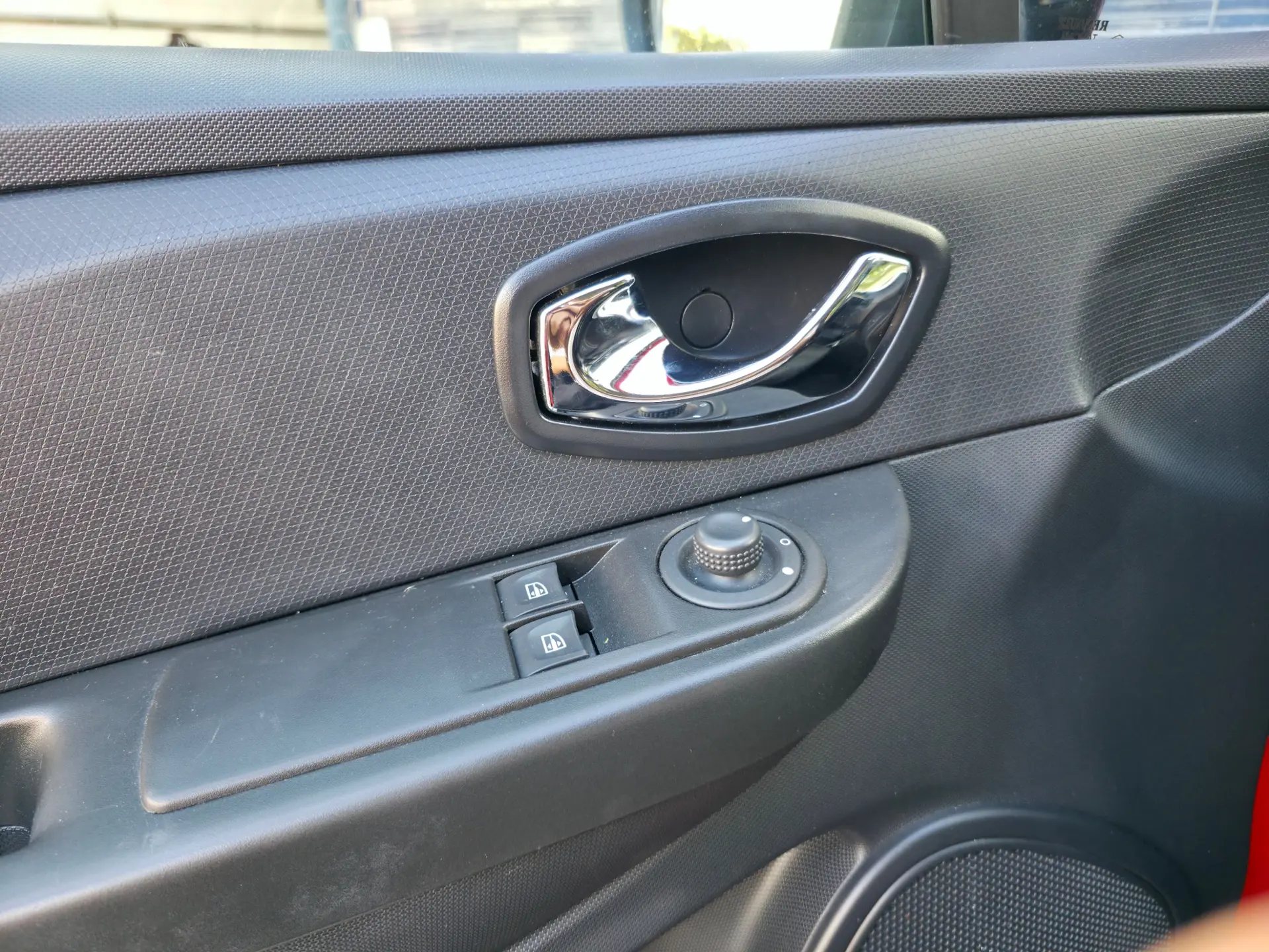 Renault Clio 0.9 TCE Dynamique S 11