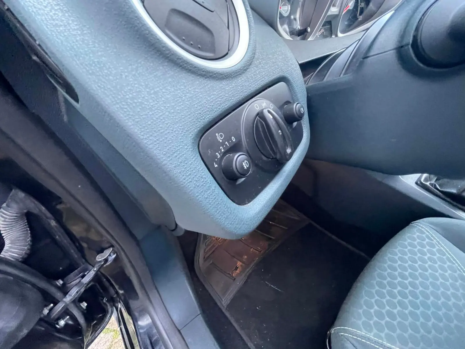 Ford Fiesta 1.4 TDCI Titanium 10