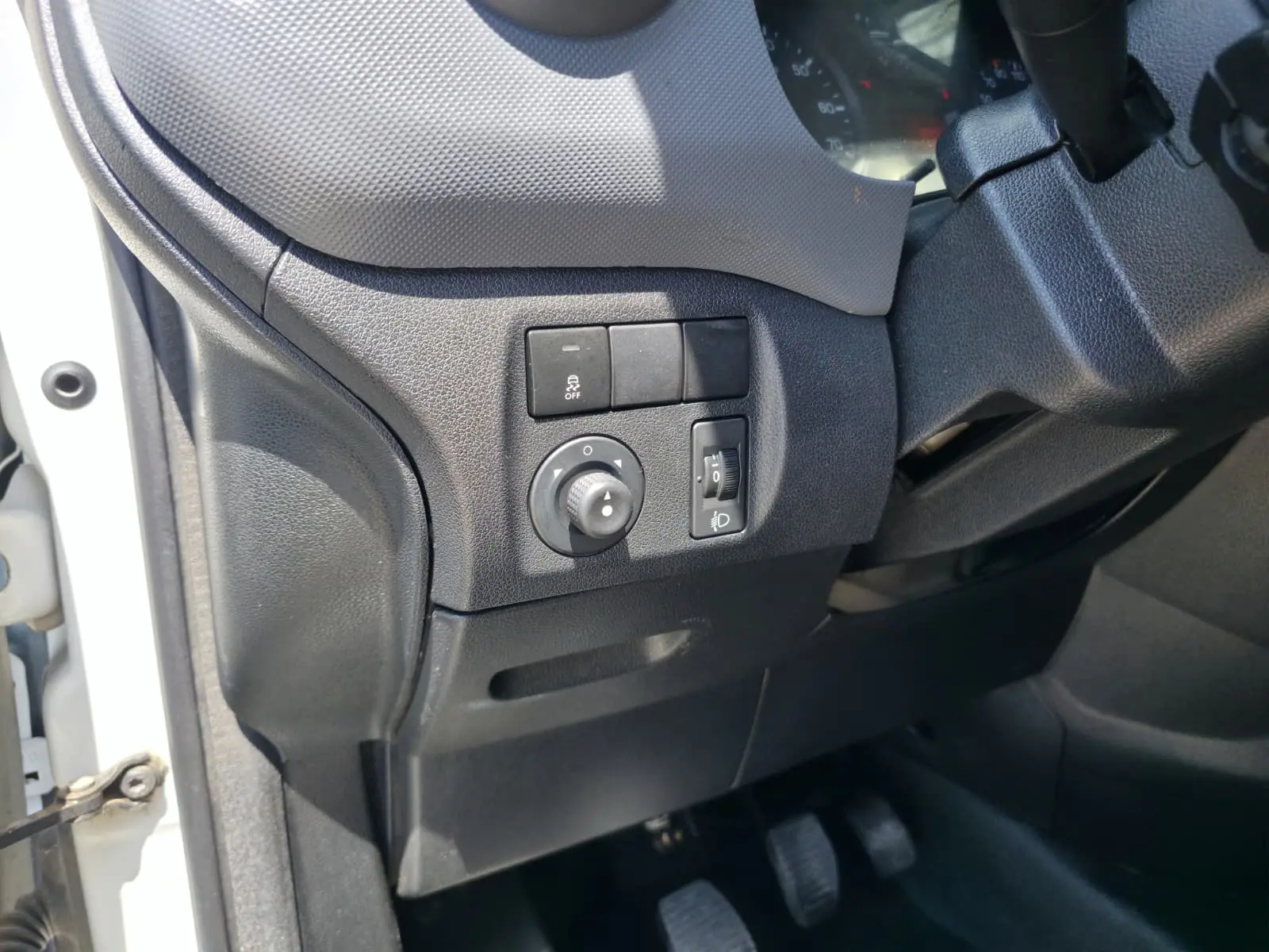 Peugeot Partner 1.6 HDI 3 Lugares 11