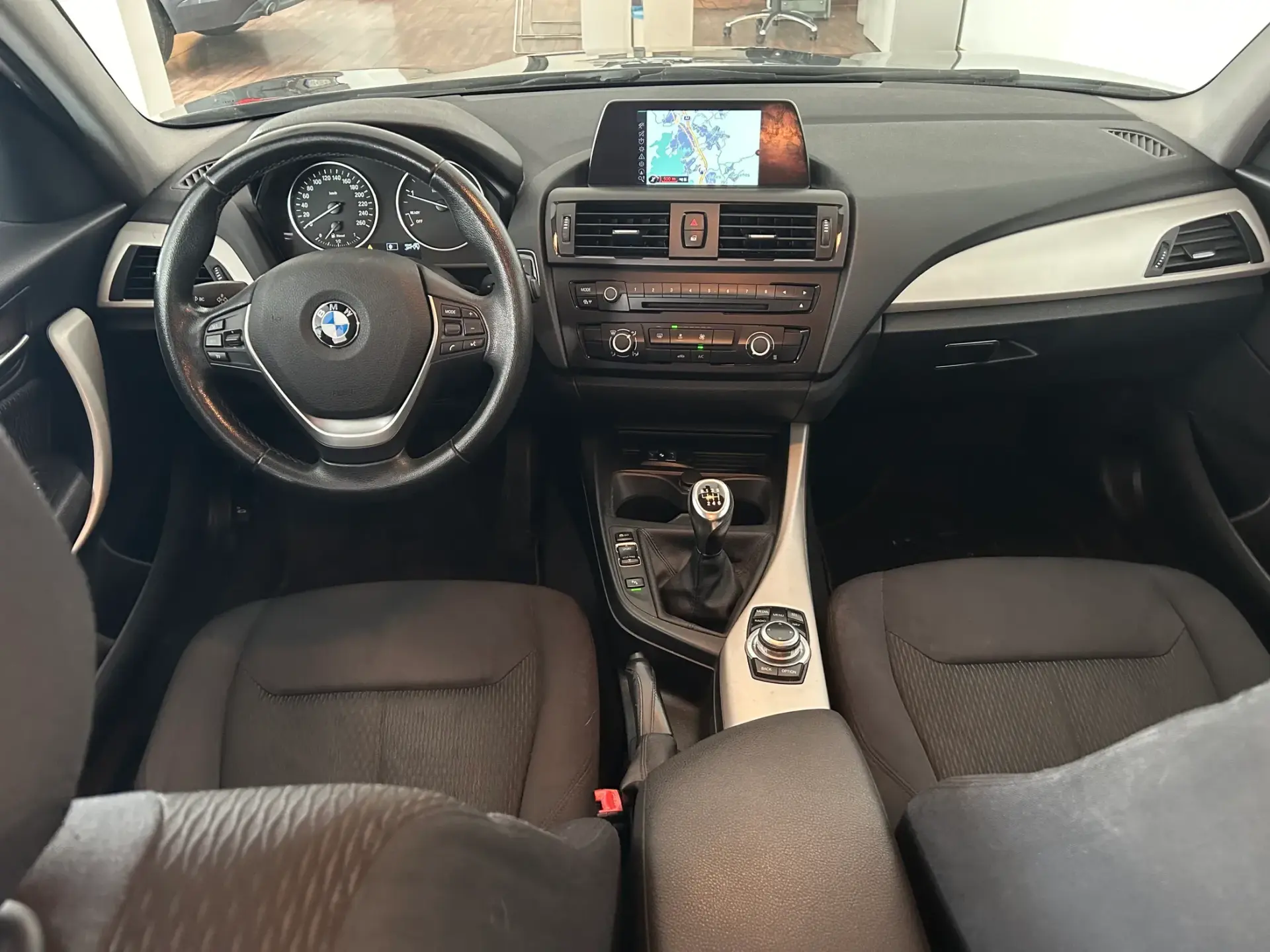 BMW 116 d EfficientDynamics 5